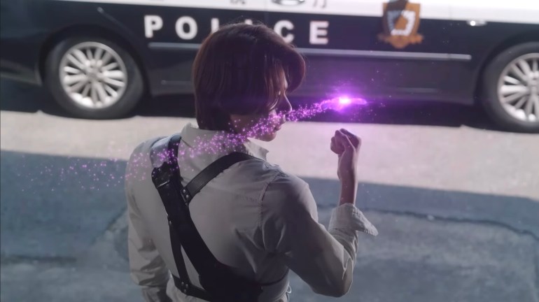 Baku NOT interacting with glowing purple nightmare butterfly energy in Kamen Rider Zeztz during a dream.
