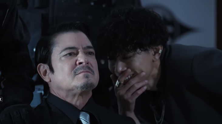 Agent Zero confronts Agent Three in Kamen Rider Zeztz Episode 32 as Three smiles during a tense CODE power struggle scene