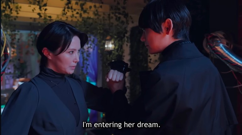 The Lady confronts Odaka in Kamen Rider Zeztz Episode 33 as he tries to stop her from entering Nem’s dream world.
